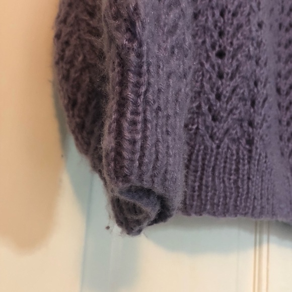 Lavender V-neck Sweater, No Label/brand, May be Handmade, S/M - Picture 5 of 12